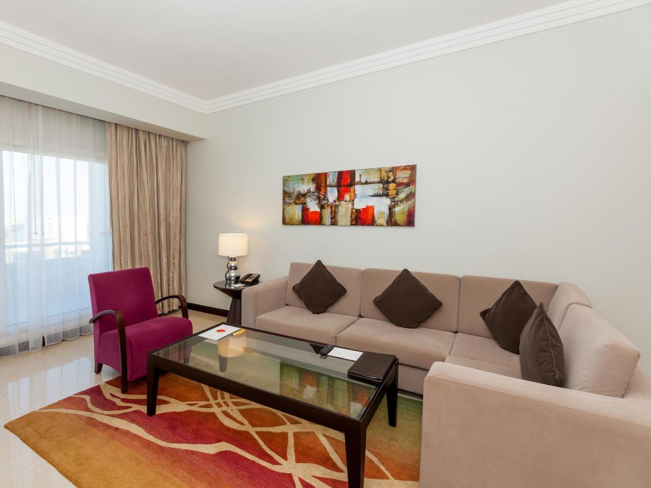 Flora Park Deluxe Hotel Apartments Dubai Luaran gambar