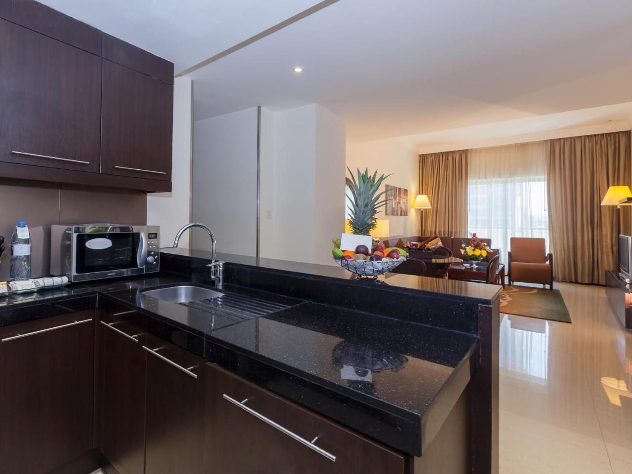 Flora Park Deluxe Hotel Apartments Dubai Luaran gambar