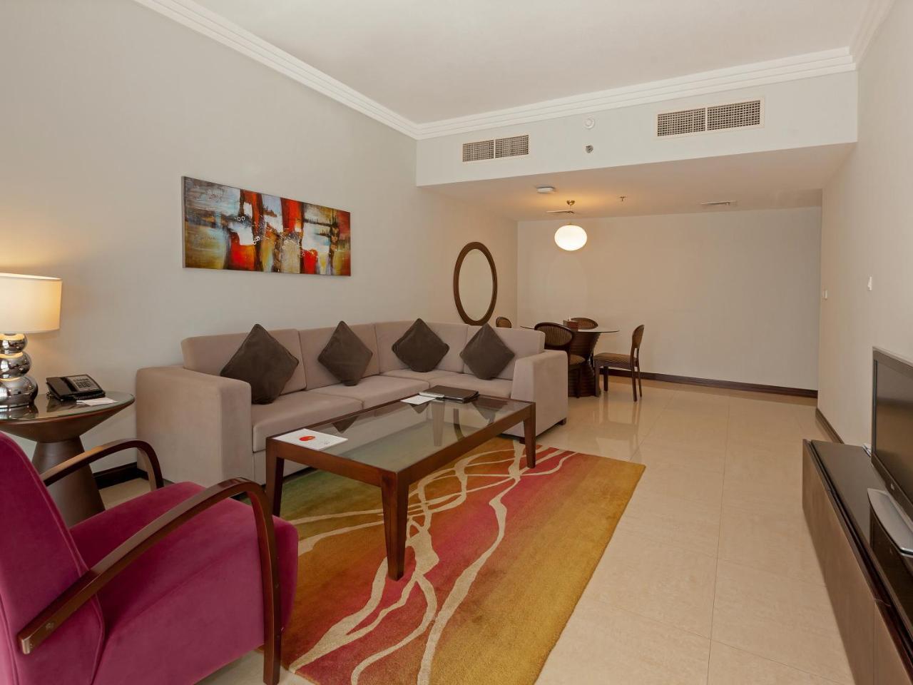 Flora Park Deluxe Hotel Apartments Dubai Luaran gambar